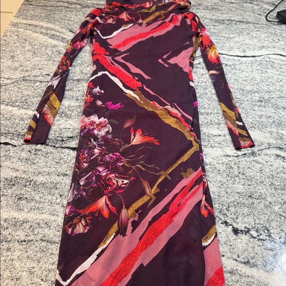 Red Printed Mesh Sheath - Picture 7 of 8